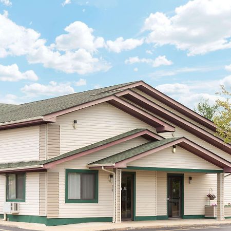 فندق سوبر 8 باي ويندام توينسبورج/كليفلاند إريا Twinsburg المظهر الخارجي الصورة